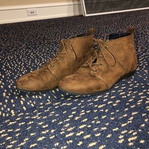 FOREVER 21 suede booties